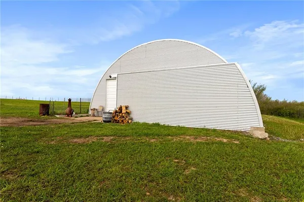 $699,900 | 3627 Rd D, Allen, KS 66833