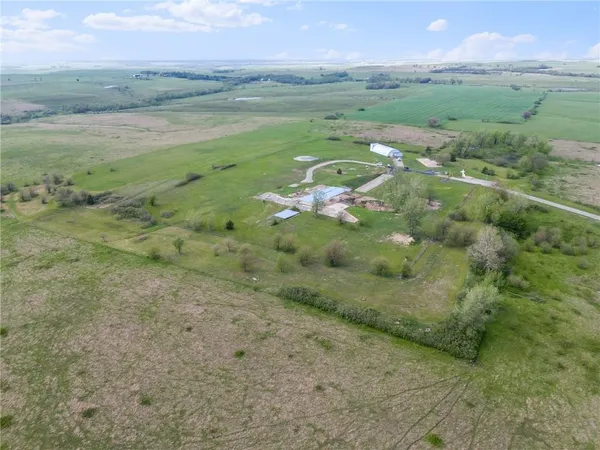 $699,900 | 3627 Rd D, Allen, KS 66833