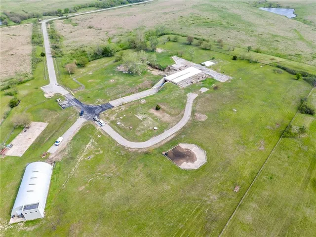 $699,900 | 3627 Rd D, Allen, KS 66833