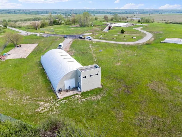 $699,900 | 3627 Rd D, Allen, KS 66833