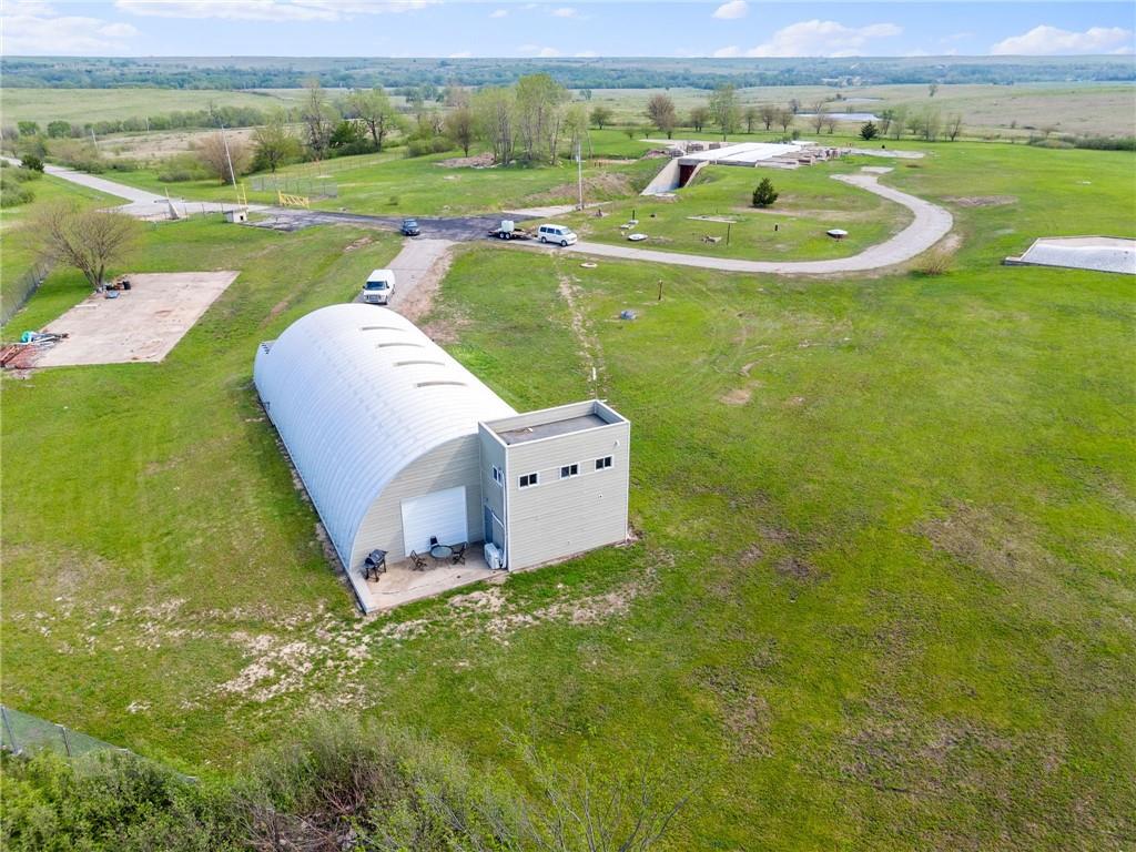 3627 Rd D Allen, KS 66833 - Photo 6 of 62