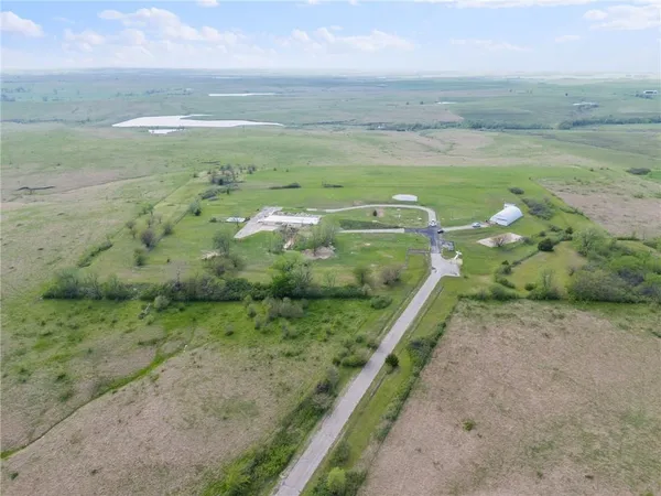 $699,900 | 3627 Rd D, Allen, KS 66833