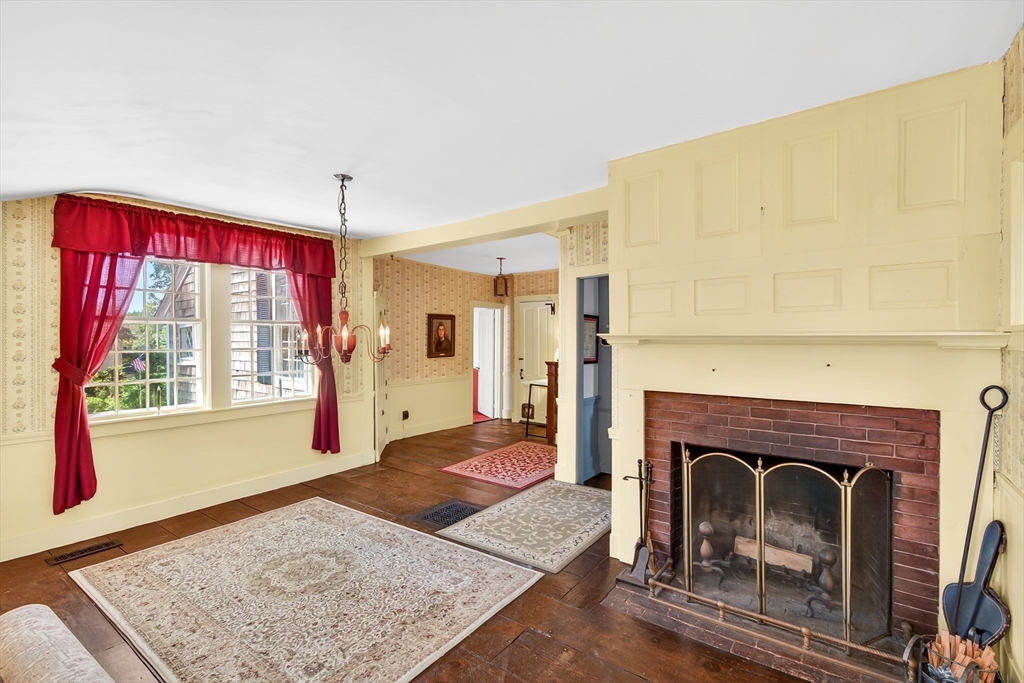 17 South Main Street Petersham, MA 01366 - Photo 6 of 42