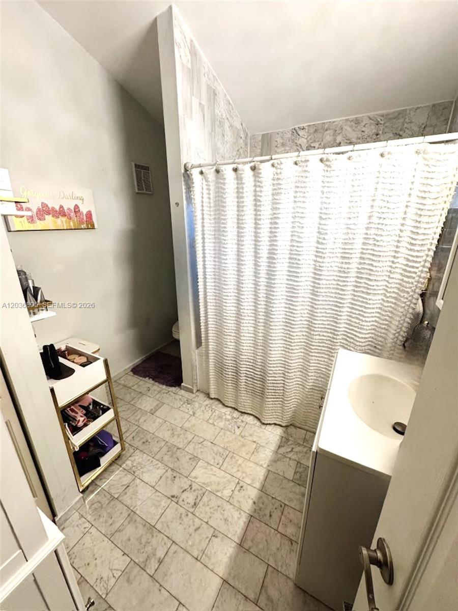 10044 Southwest 77th Court Miami, FL 33156 - Photo 12 of 18