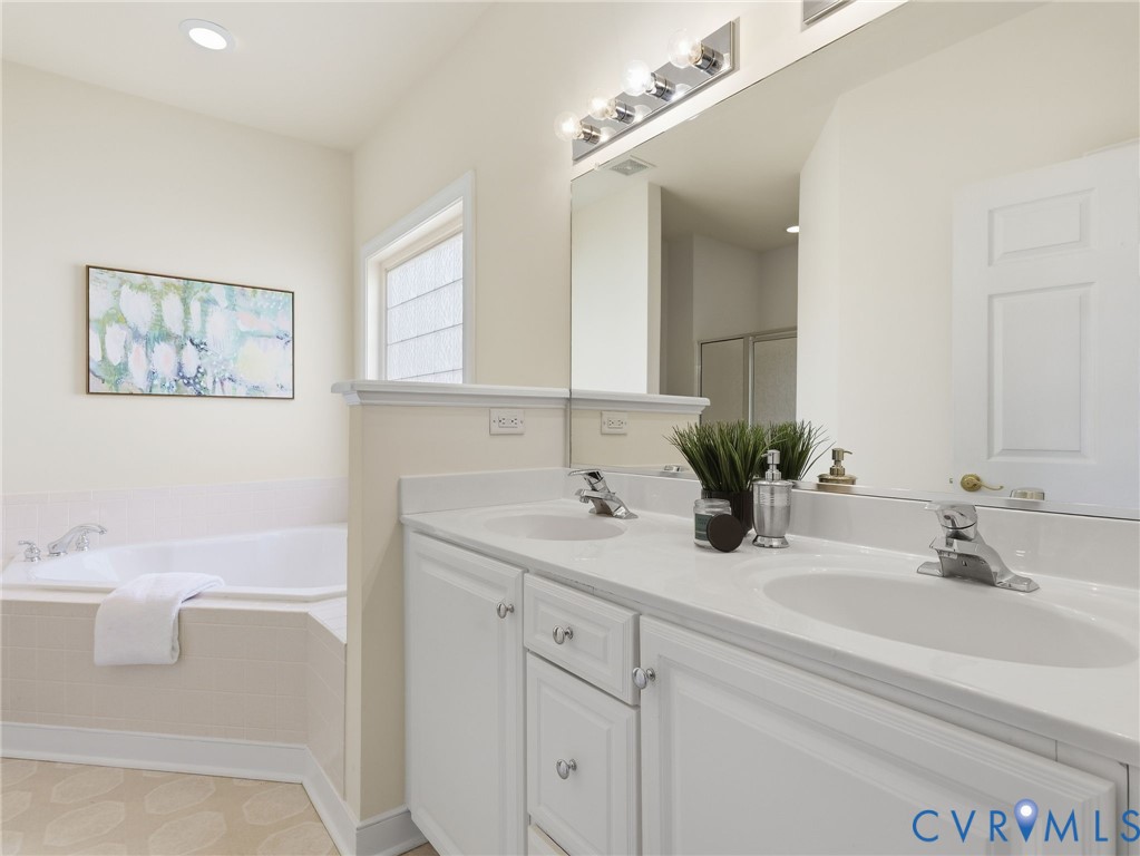 1406 Hawkins Wood Circle Midlothian, VA 23114 - Photo 16 of 30