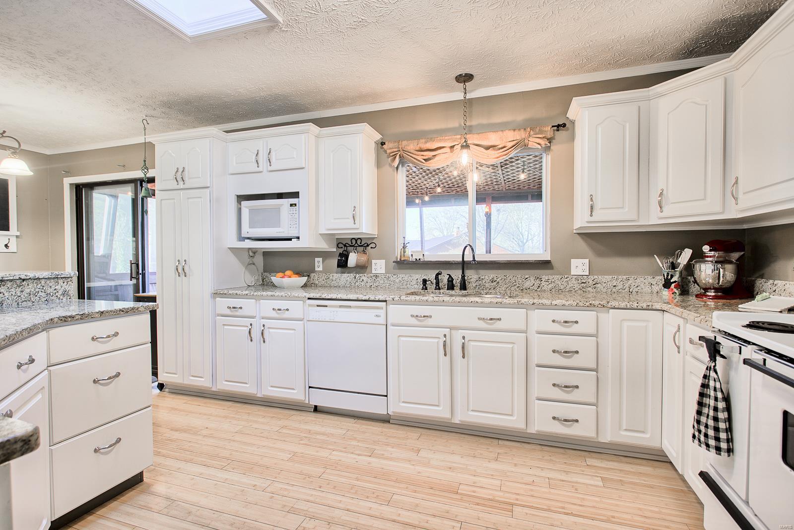 934 Olde Farm Road Troy, IL 62294 - Photo 45 of 58 Gallery Image 45