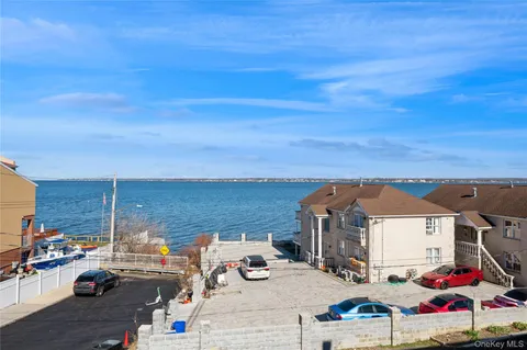 $1,175,000 | 258 A Longstreet Avenue | Throgs Neck