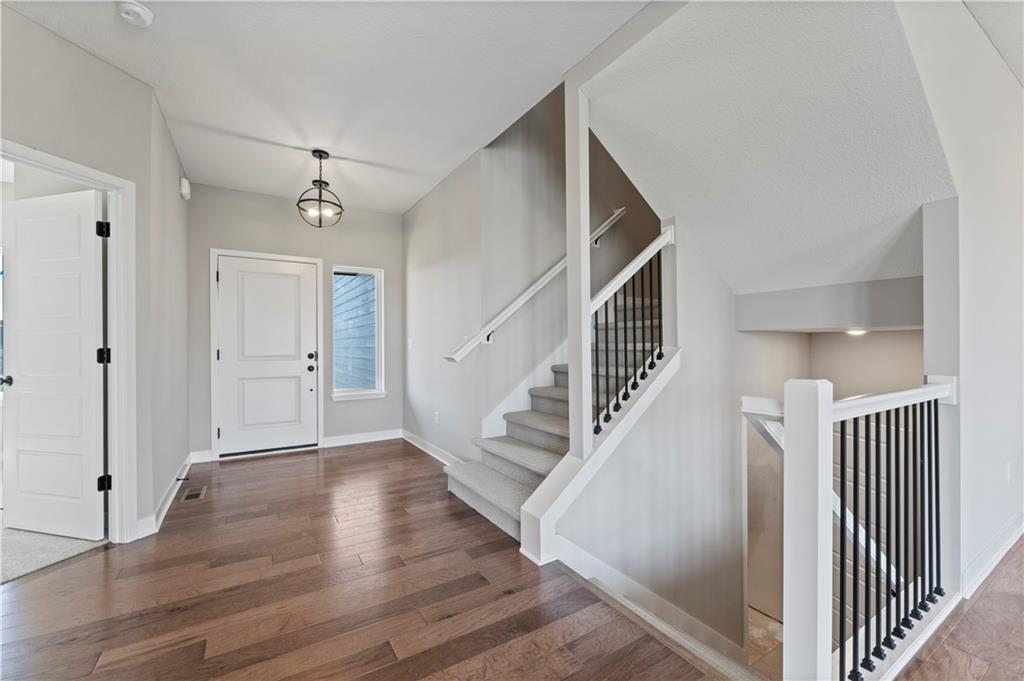 18232 West 166th Street Olathe, KS 66062 - Photo 12 of 37