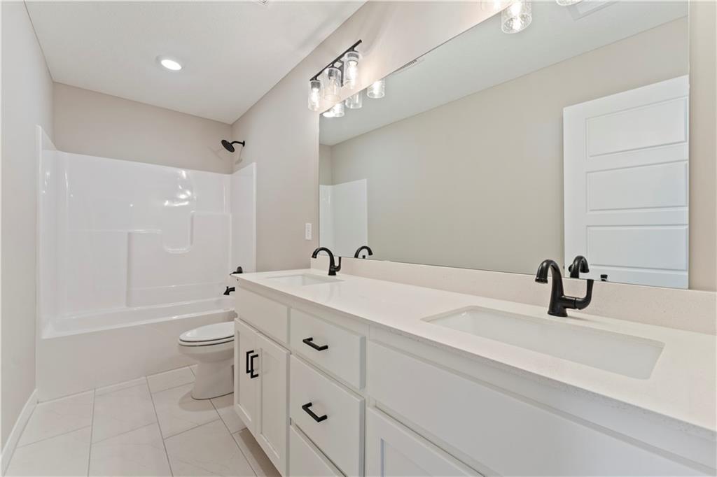 18232 West 166th Street Olathe, KS 66062 - Photo 30 of 37