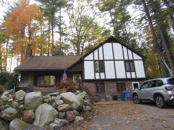 $600,000 | 86 Wire Road, Merrimack, NH 03054