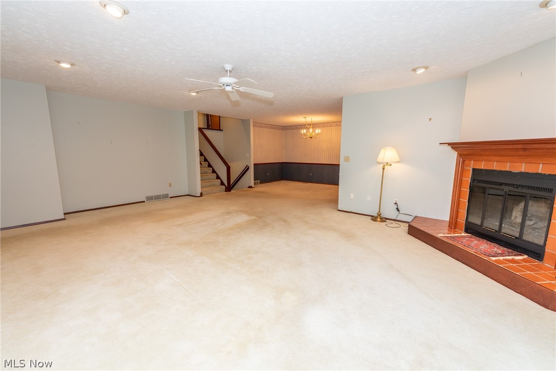 171 Granger Road, Unit 155 Medina, OH 44256 - Photo 7 of 24 View of the dining area from the great room