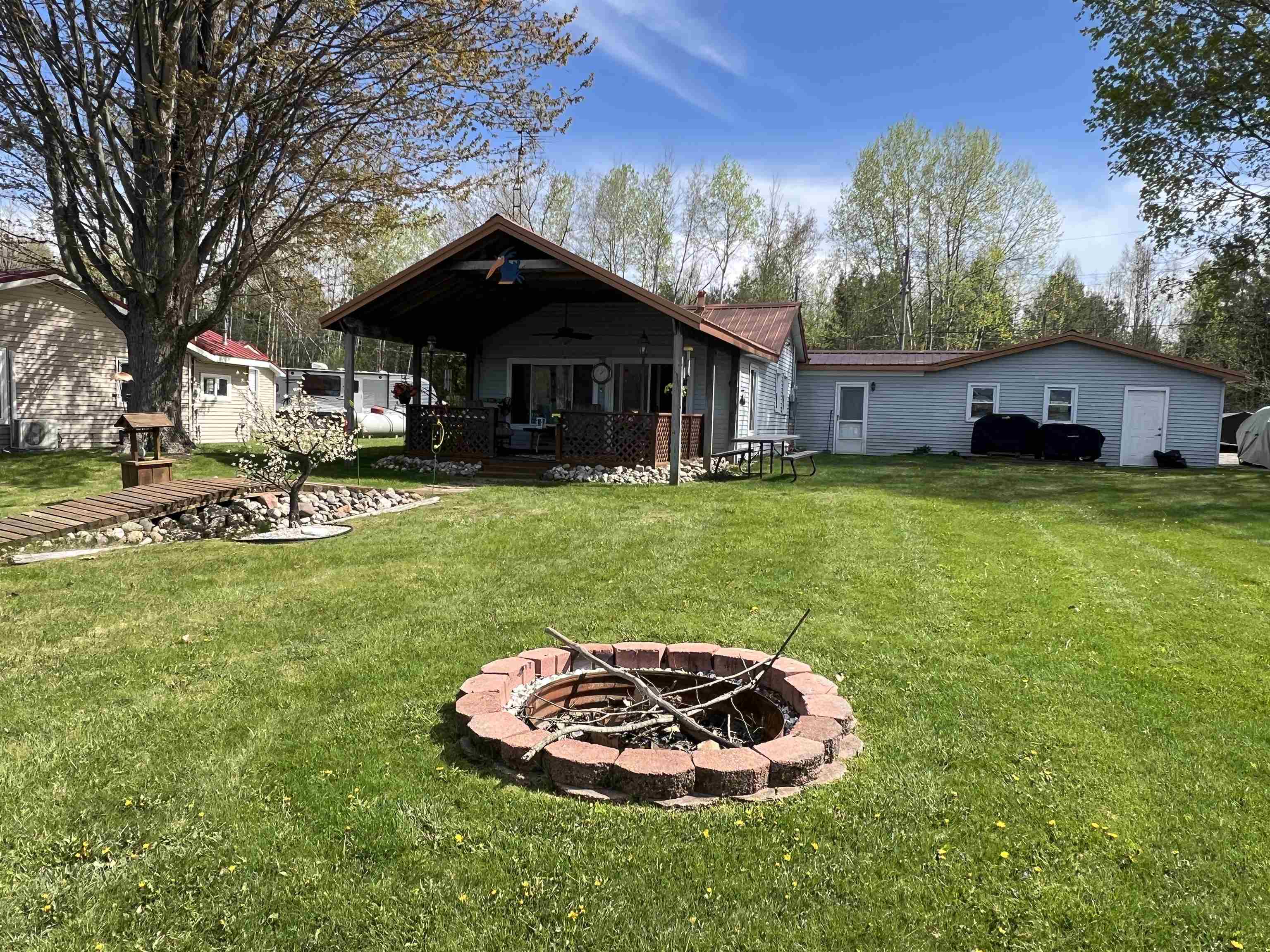 591 East Sun Oil Road Gladwin, MI 48624 - Photo 26 of 57 Gallery Image 26