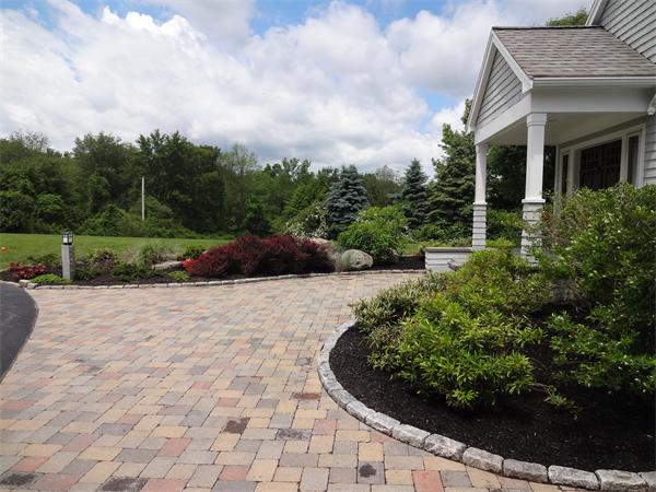 331 Pope Road Concord, MA 01742 - Photo 2 of 30