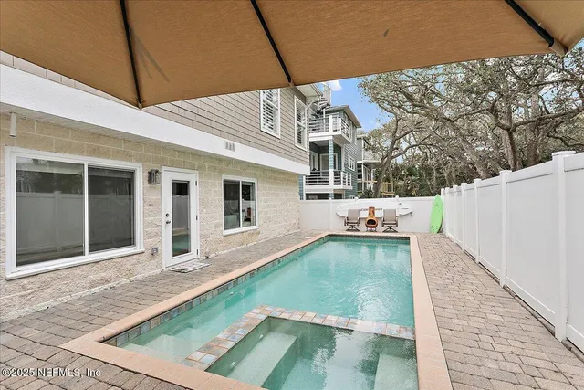 $1,595,000 | 53 Oceanside Drive, Atlantic Beach, FL 32233