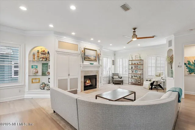 $1,595,000 | 53 Oceanside Drive, Atlantic Beach, FL 32233