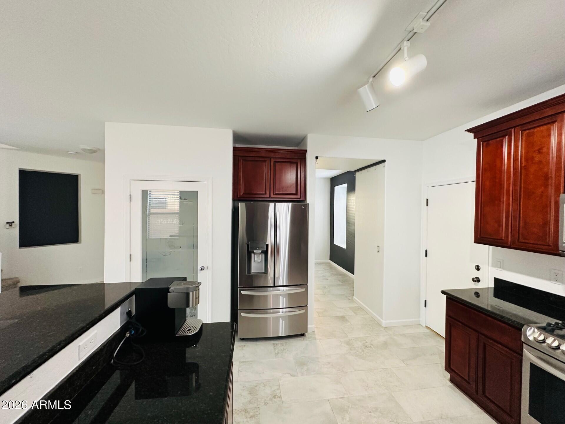 4502 East Ivanhoe Street Gilbert, AZ 85295 - Photo 6 of 31 1ffe9067-d5c1-41c6-87a4-e5cb921cfc64