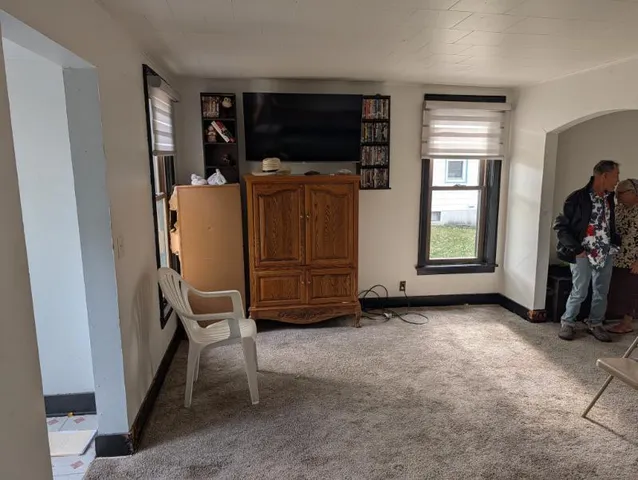 $69,500 | 526 1st Avenue Southeast, Wells, MN 56097