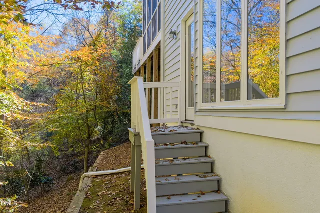 $1,050,000 | 101 Wild Oak Lane, Carrboro, NC 27510