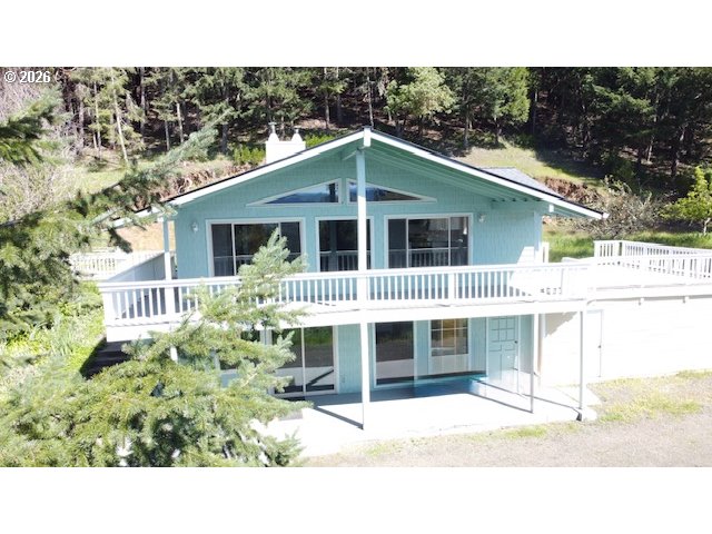 1604 Spring Brook Road Myrtle Creek, OR 97457 - Photo 1 of 43 Carport