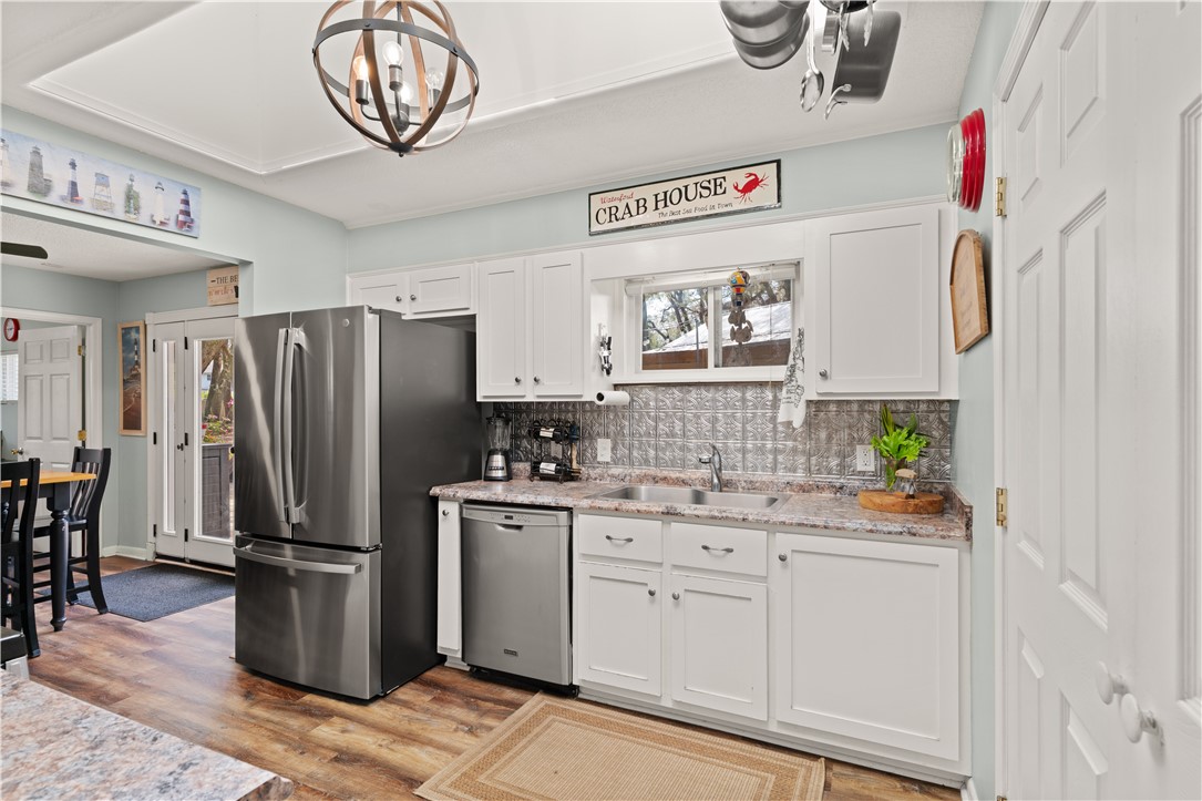 1915 2nd Avenue St. Simons Island, GA 31522 - Photo 16 of 33