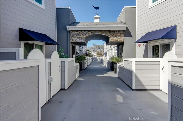 $4,200 | 24582 Del Prado Avenue, Unit 216, Dana Point, CA 92629