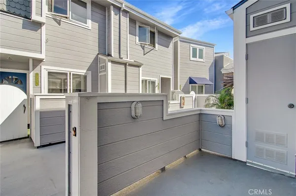 $4,200 | 24582 Del Prado Avenue, Unit 216, Dana Point, CA 92629