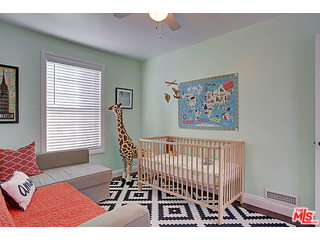 2315 South Cochran Avenue Los Angeles, CA 90016 - Photo 18 of 22