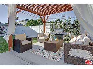 2315 South Cochran Avenue Los Angeles, CA 90016 - Photo 5 of 22