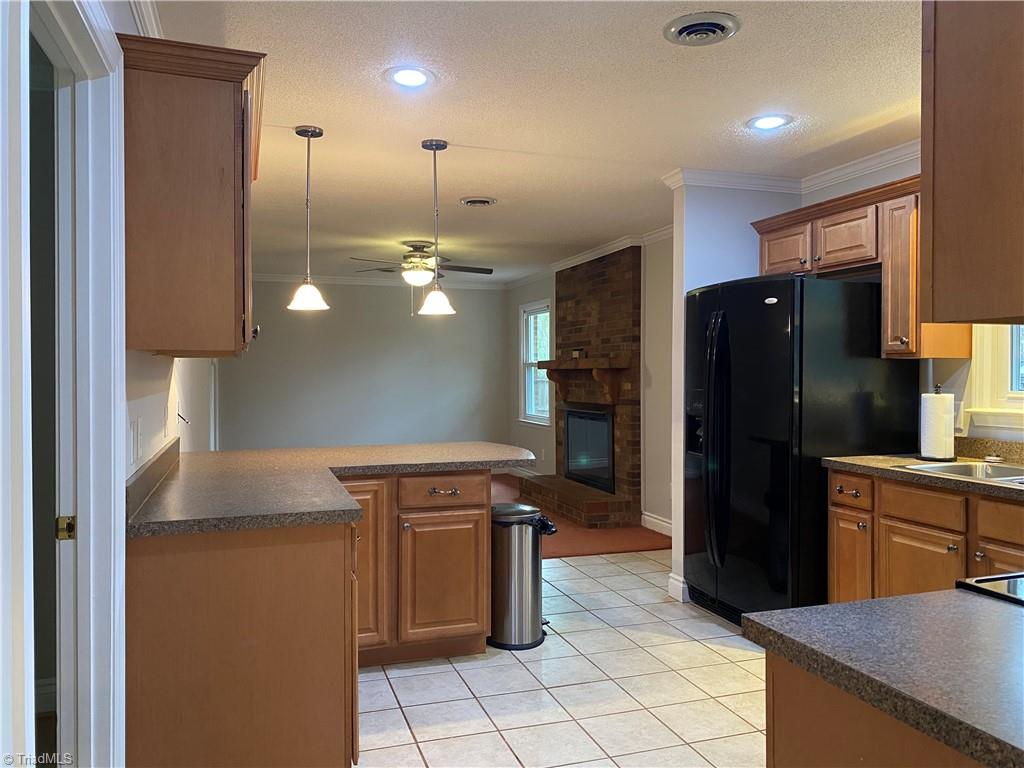 109 Laurel King, NC 27021 - Photo 6 of 50