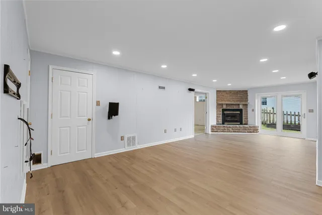 $630,000 | 15 Feldspar Way, Fredericksburg, VA 22405