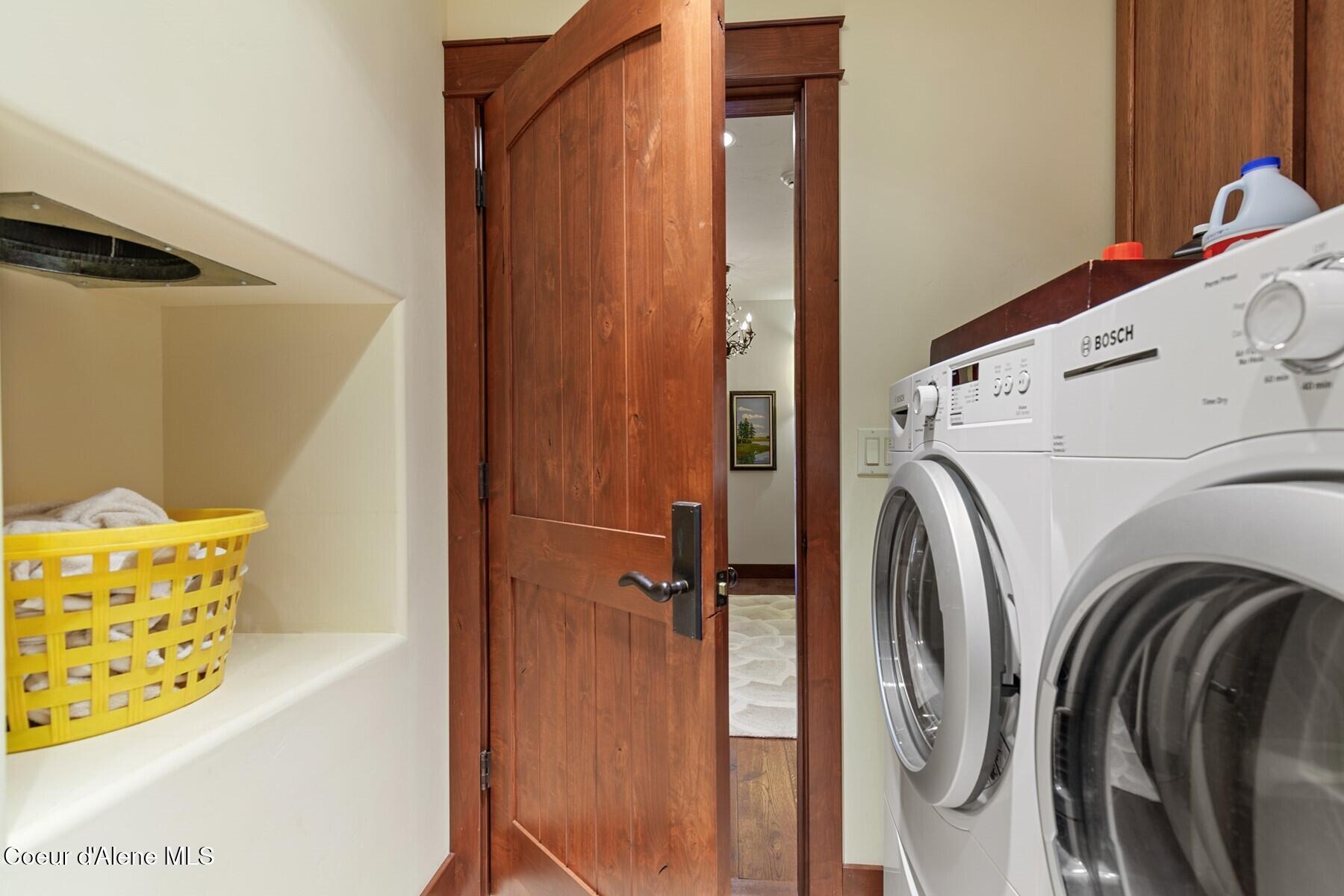 865 East Pine Ridge Drive Harrison, ID 83833 - Photo 47 of 76 Laundry Shoot from Master