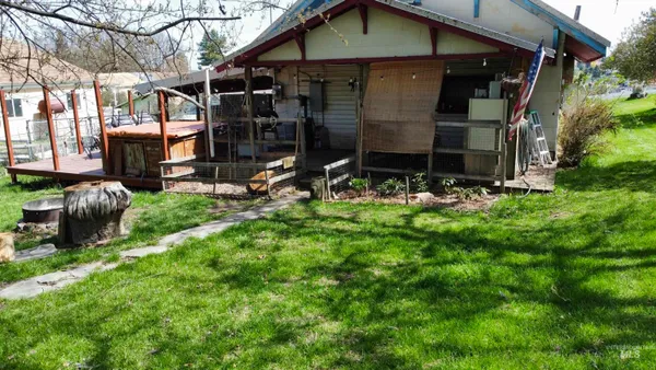 $215,000 | 412 Walnut Street, Nezperce, ID 83543