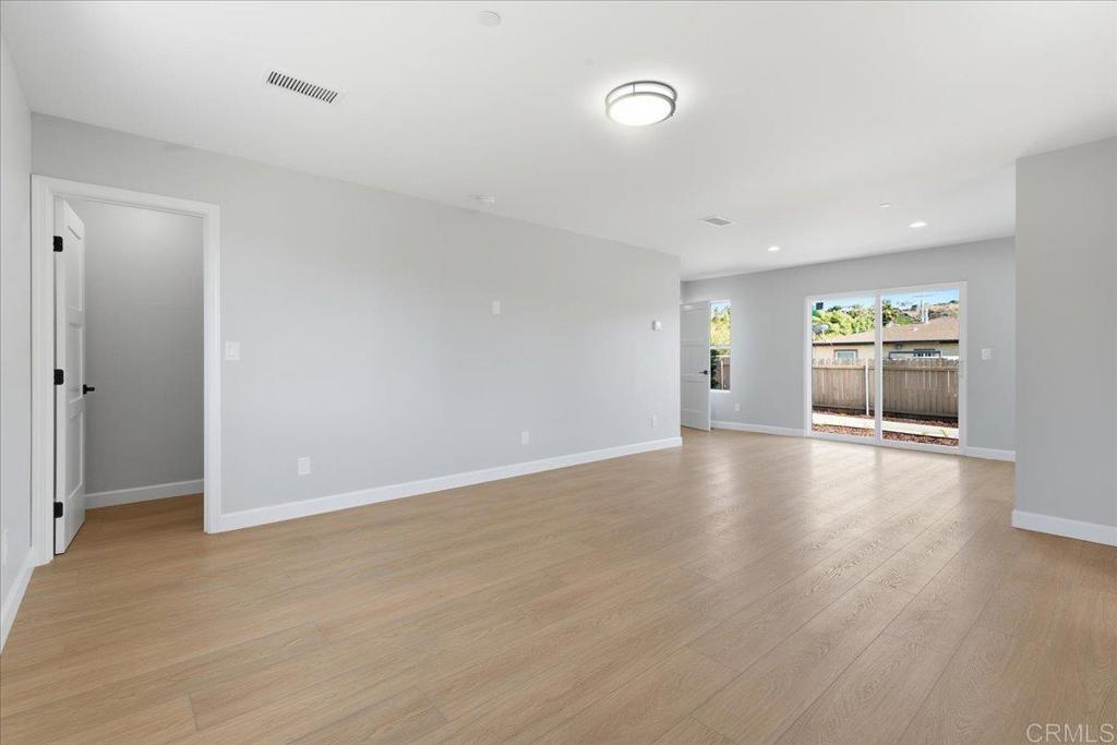 1835 Rios Avenue Chula Vista, CA 91911 - Photo 4 of 41