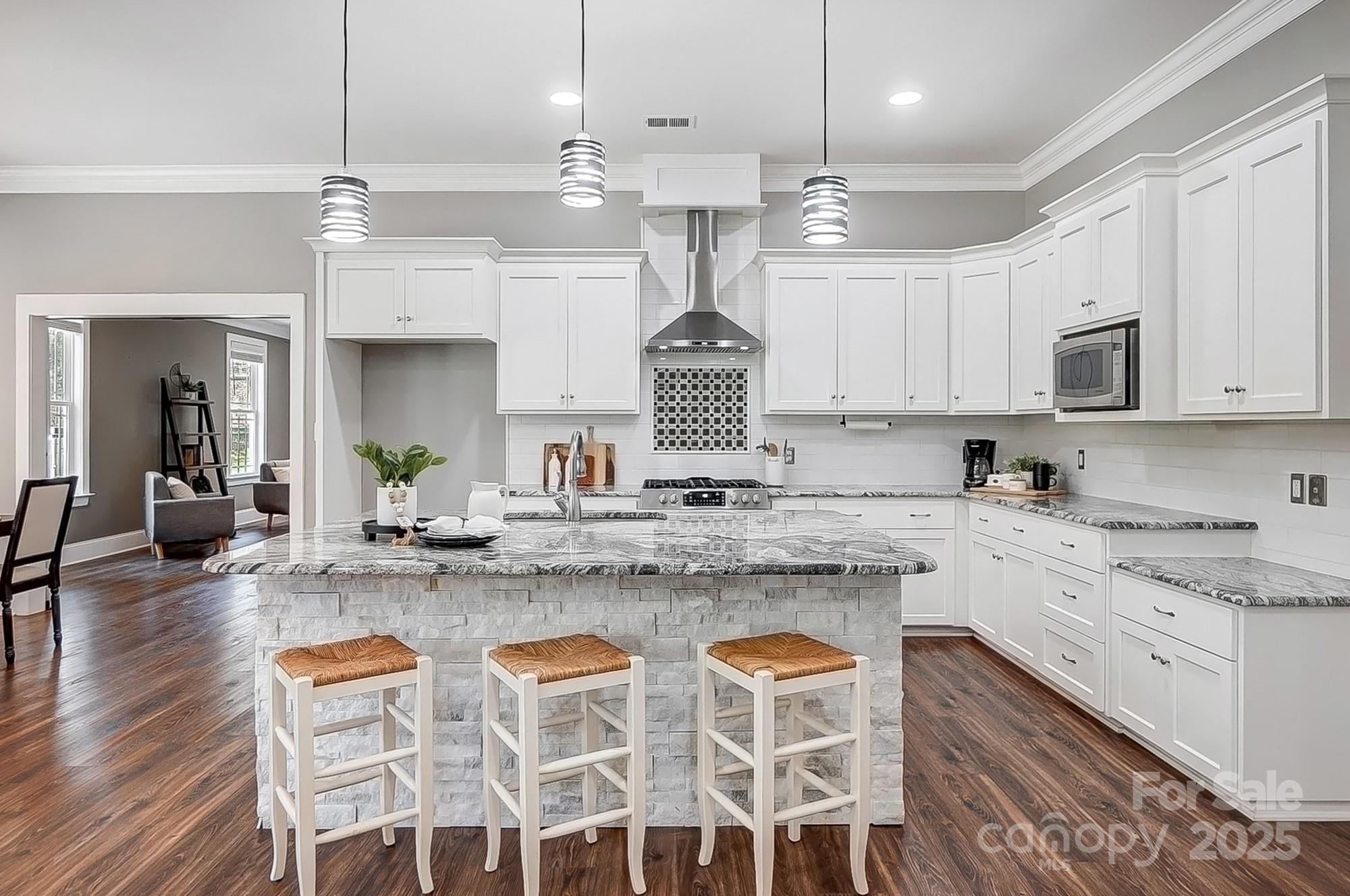 125 Arrow Point Lane Davidson, NC 28036 - Photo 14 of 48 Gallery Image 14
