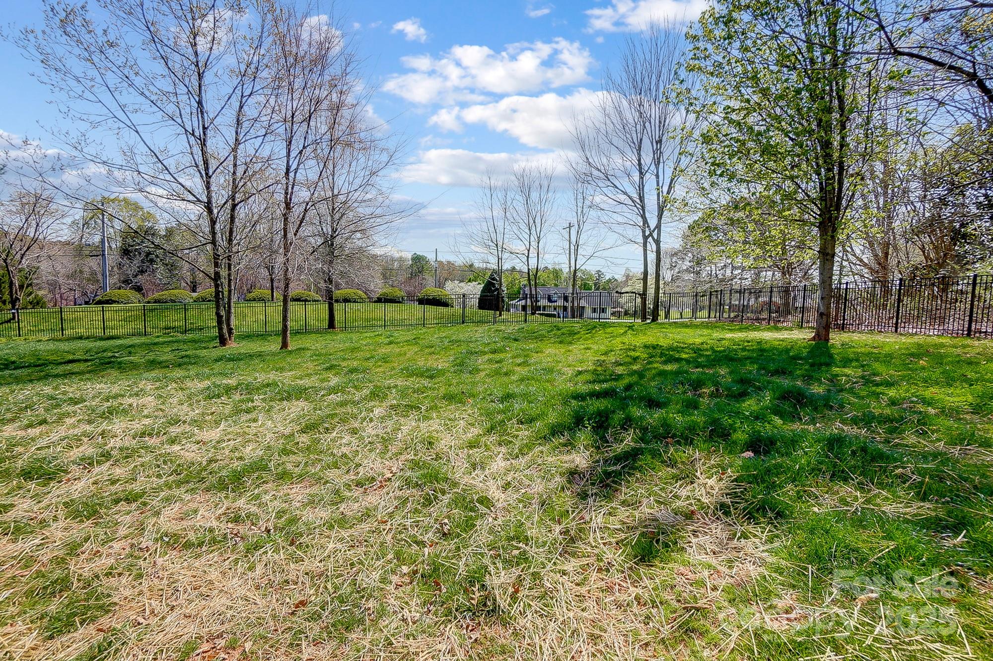 125 Arrow Point Lane Davidson, NC 28036 - Photo 47 of 48 Gallery Image 47