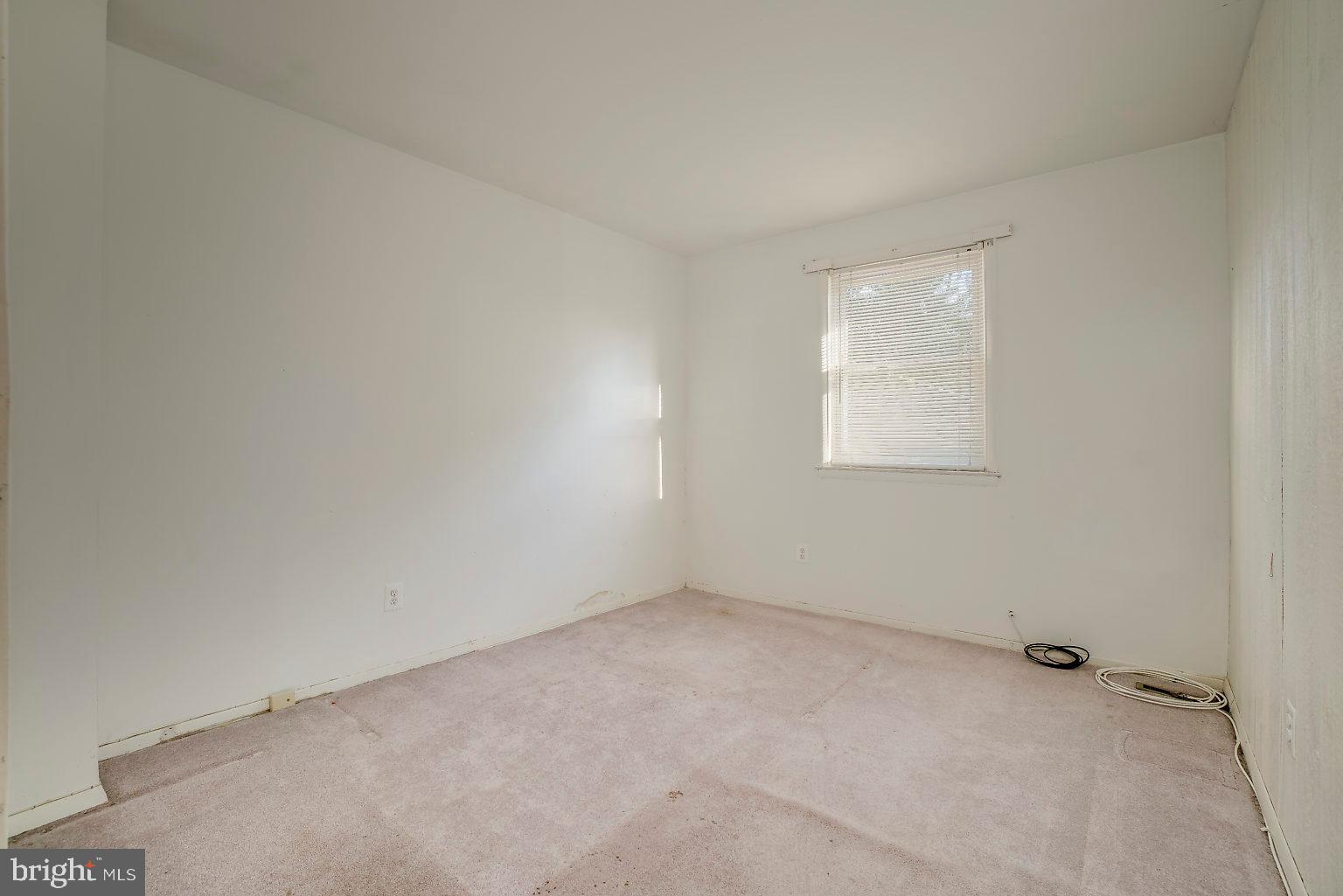 5219 Hillwell Road Baltimore, MD 21229 - Photo 39 of 44 Bedroom 3