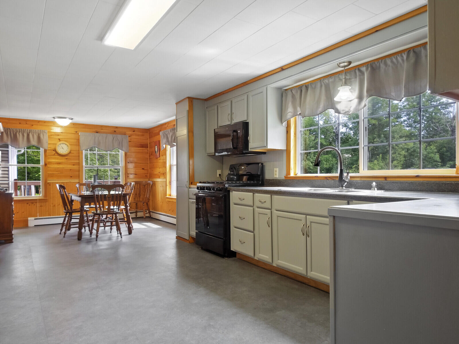435 Bangor Road Unity, ME 04988 - Photo 20 of 49 Kitchen to large breakfast nook