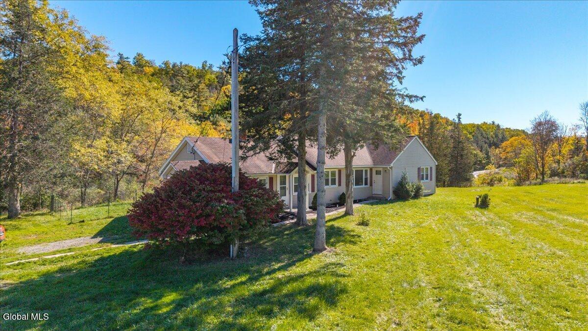 586-592 Starr Road Ravena, NY 12143 - Photo 2 of 55 63-586-592 Starr Rd-14