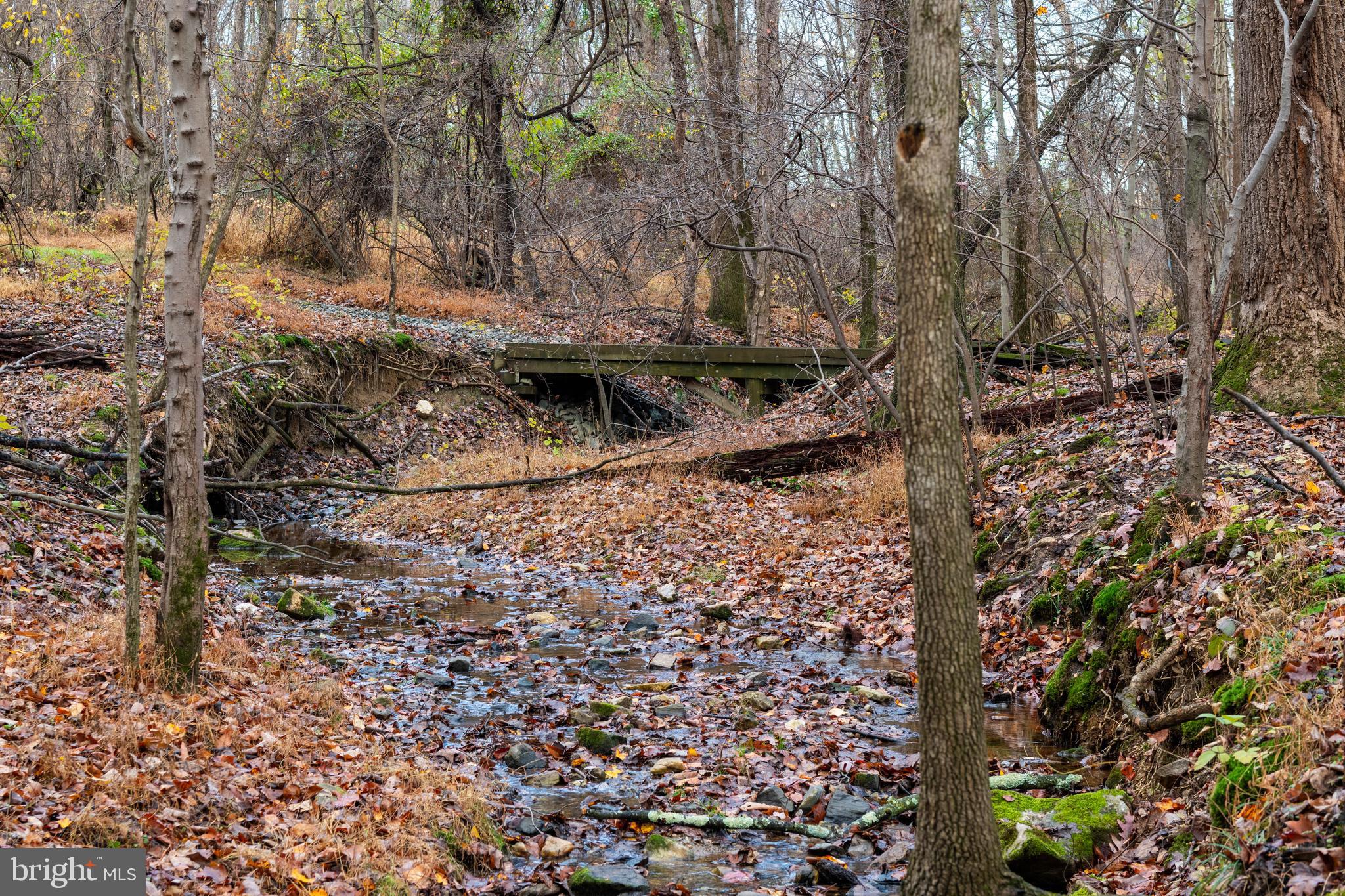 4224 Piney Grove Road Glyndon, MD 21136 - Photo 8 of 22 a view of yard with wooden fence