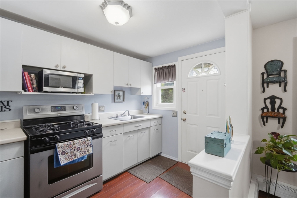 103 Manor Court, Unit 103 Springfield, MA 01118 - Photo 8 of 24
