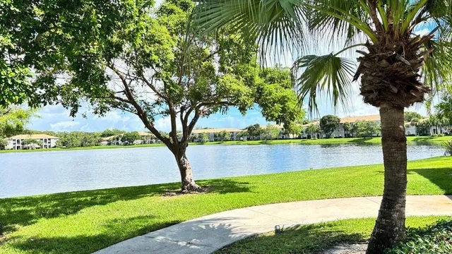 $2,700 | 5025 Wiles Road, Unit 107, Coconut Creek, FL 33073