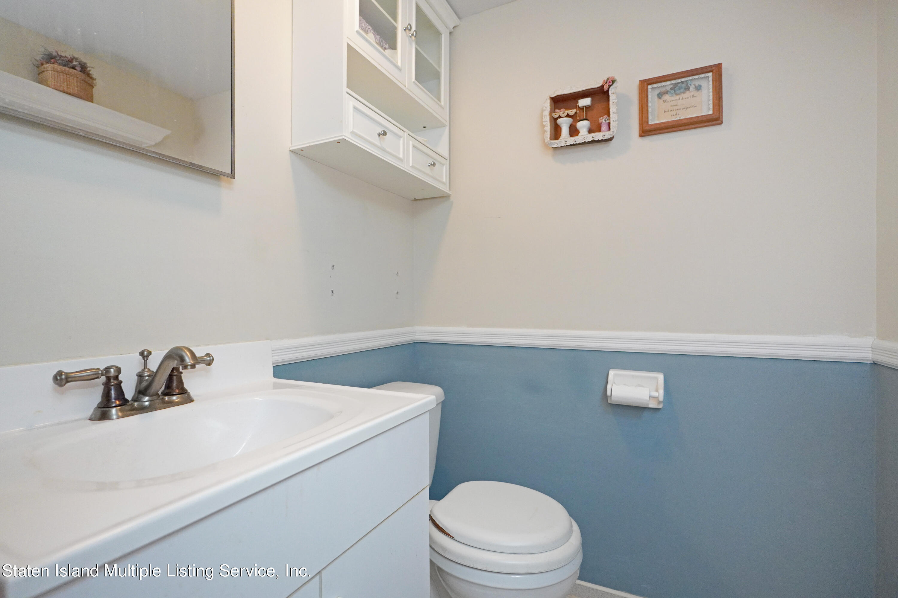 341 Beach Road Staten Island, NY 10312 - Photo 20 of 28 Bathroom 2.1
