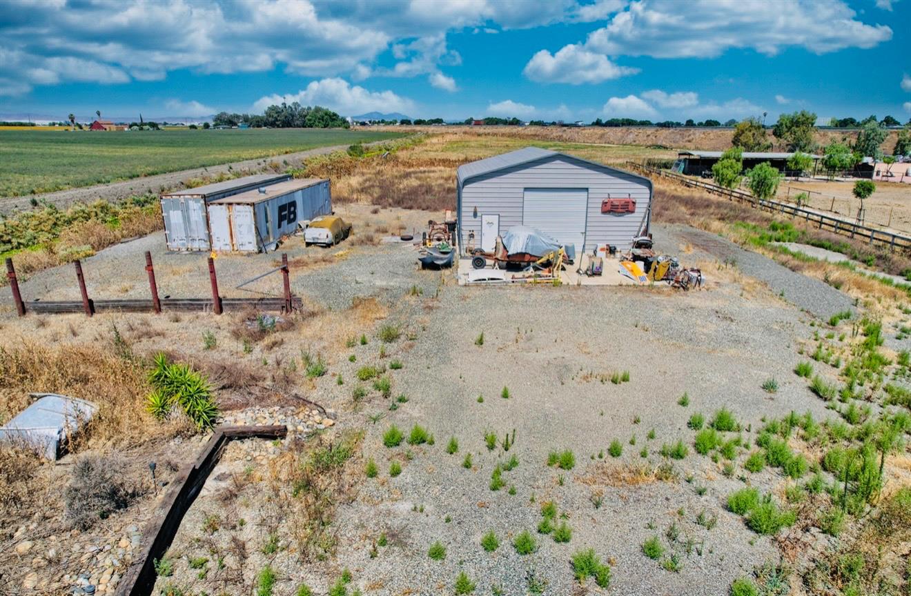 21615 El Rancho Road Tracy, CA 95304 - Photo 9 of 24