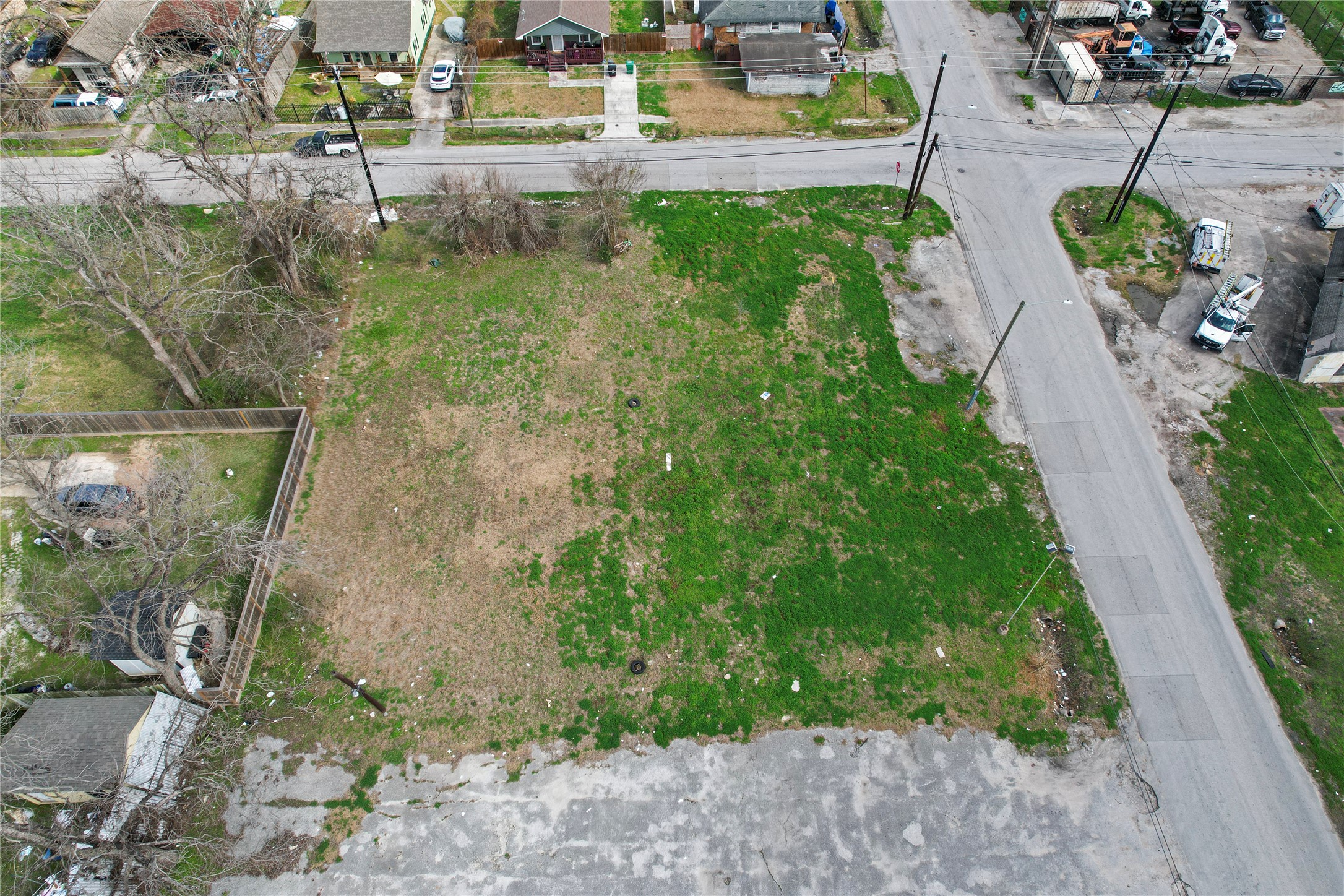 3813 Crane Street Houston, TX 77026 - Photo 1 of 8