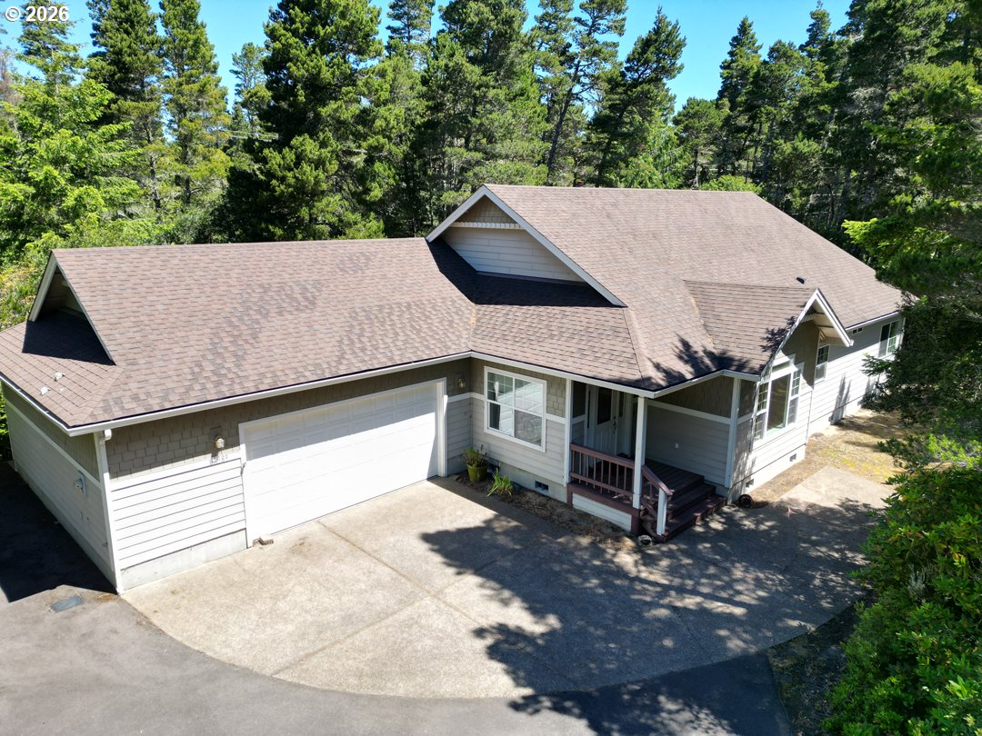87989 Kelsie Way Florence, OR 97439 - Photo 2 of 45