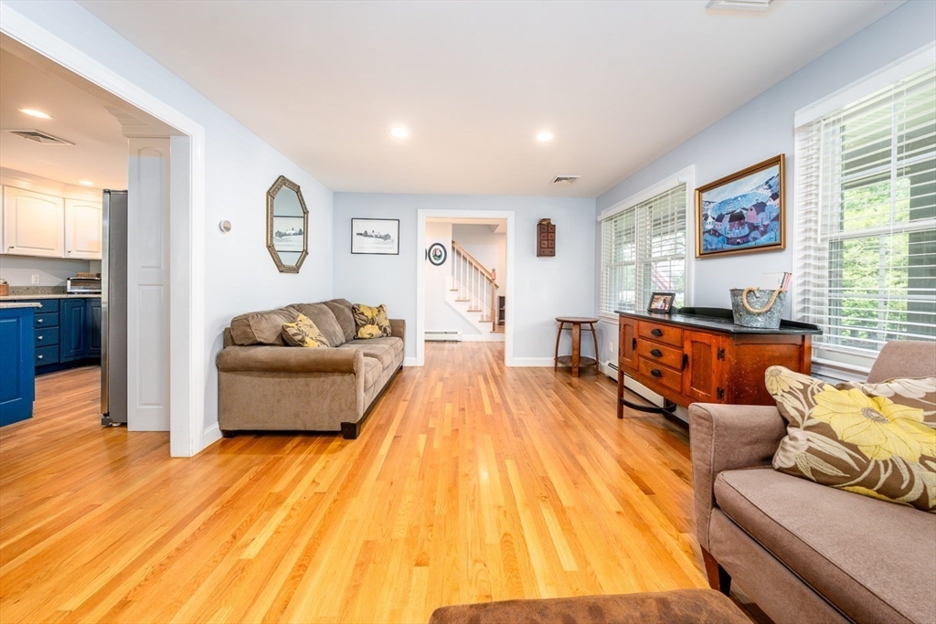 2 Pine Grove Road Sandwich, MA 02644 - Photo 8 of 40 Gallery Image 8