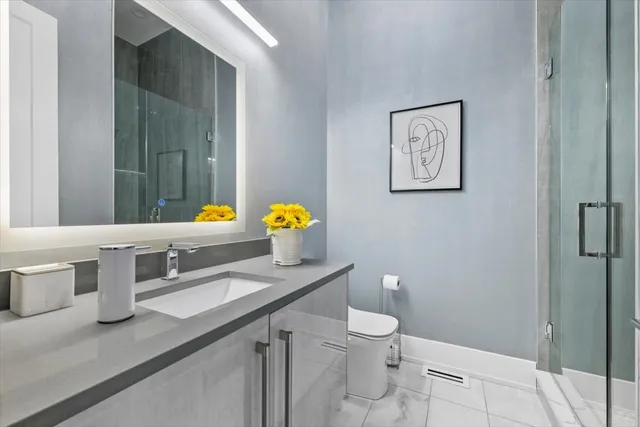 $2,495,000 | 1341 Pfingsten Road, Northbrook, IL 60062