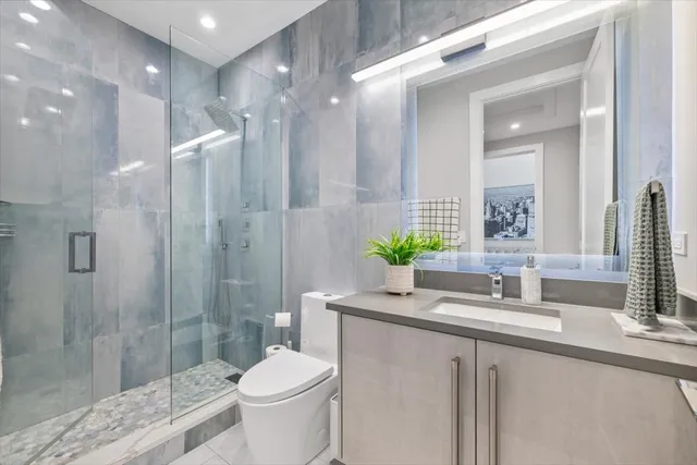 $2,495,000 | 1341 Pfingsten Road, Northbrook, IL 60062