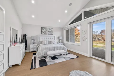 $2,275,000 | 1341 Pfingsten Road, Northbrook, IL 60062