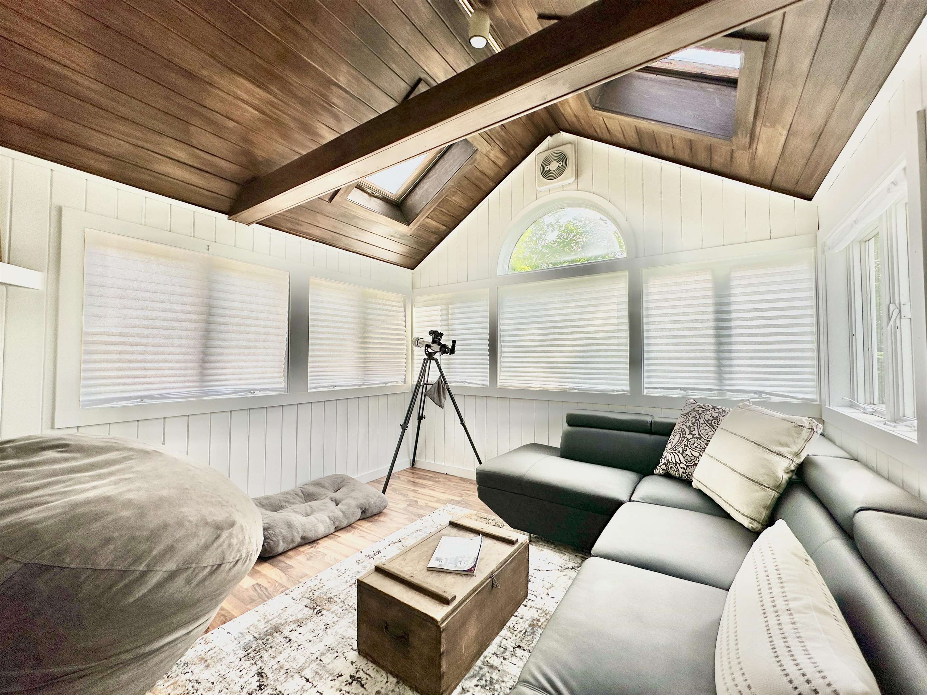 252 Ray Hill Road Wilmington, VT 05363 - Photo 12 of 24 Gallery Image 12